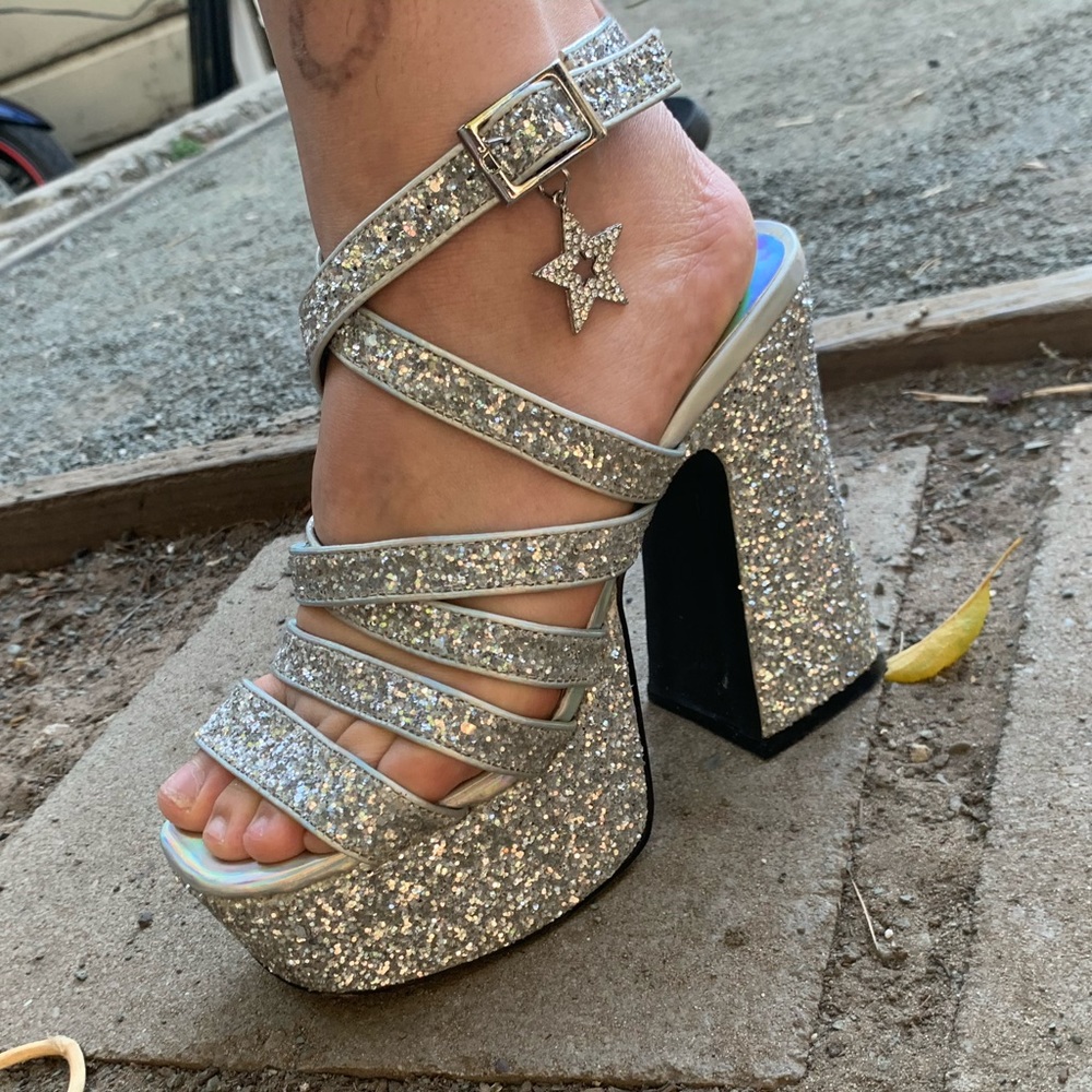 dELiA*s Platform Glitter Heels